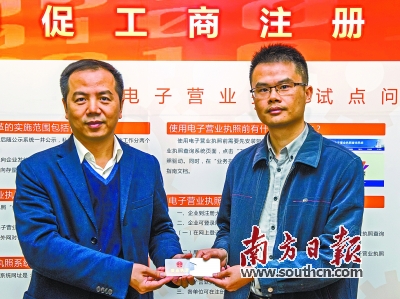 热烈：匚壹攀准一竦萌骋槐曜嫉缱佑抵凑